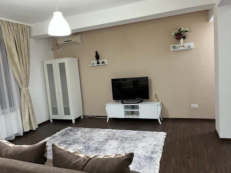 Apartament cu 2 camere, mobilat în Mamaia