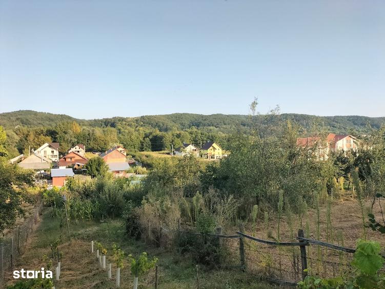 Casă cu 6 camere cu Canalizare în Vulturești