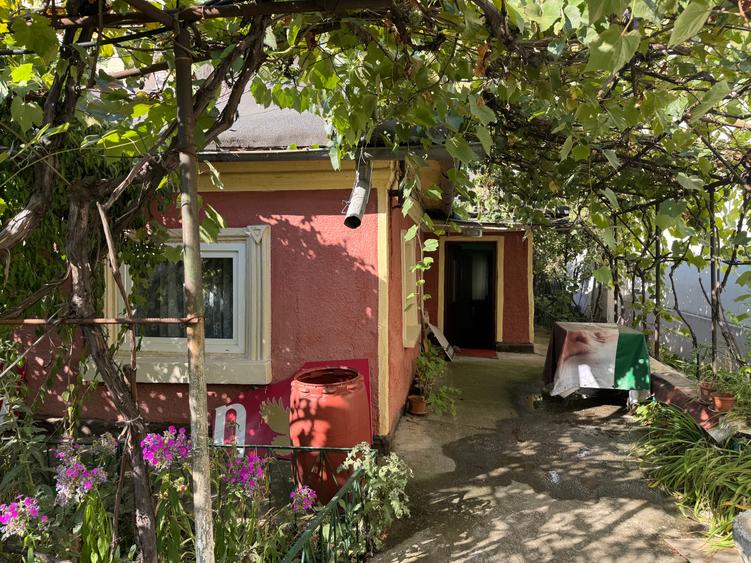 Casă cu 5 camere cu Canalizare în Uverturii