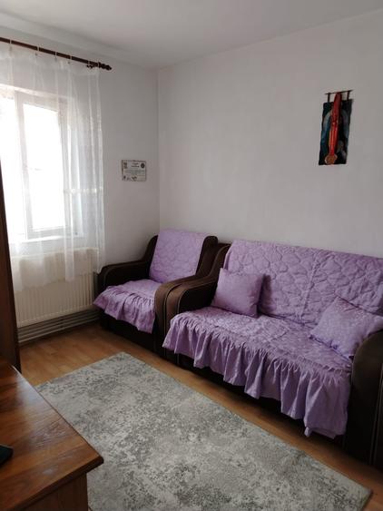 Garsonieră semidecomandată, mobilată în Est