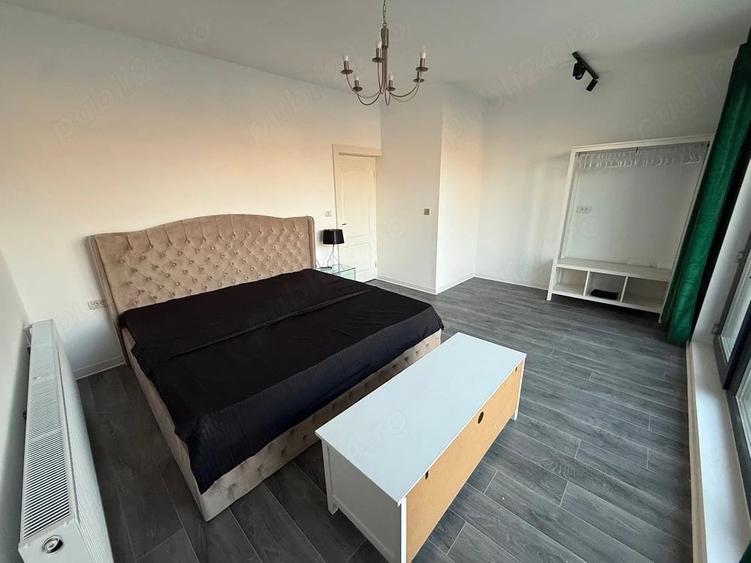 Casă cu 4 camere cu Teren 210 Mp în Central