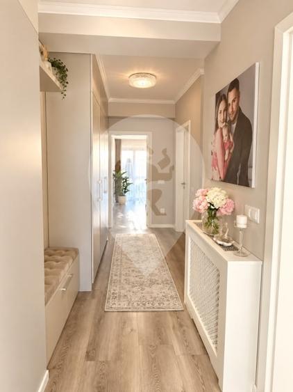 Duplex cu 3 camere cu Canalizare în Sânpetru