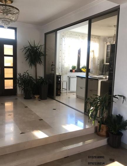 Casă cu 8 camere cu Teren 300 Mp în Colentina