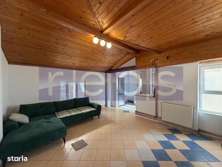Apartament cu 3 camere decomandat în Știrbei Vodă