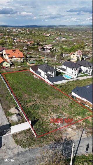 Teren de 2000 mp, în Roșia