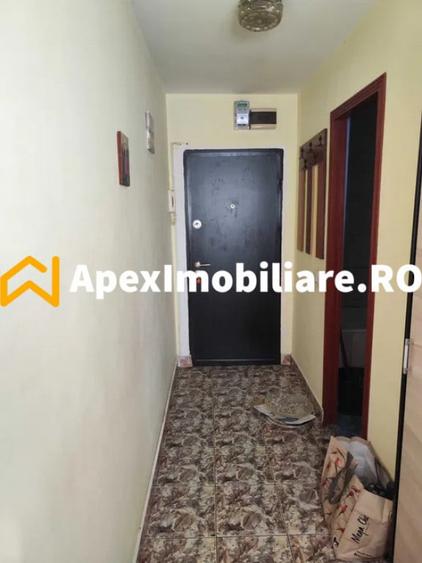 Apartament cu 2 camere decomandat în Berceni