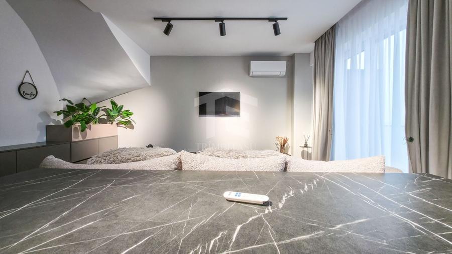 Apartament cu 3 camere decomandat, mobilat în 13 Septembrie