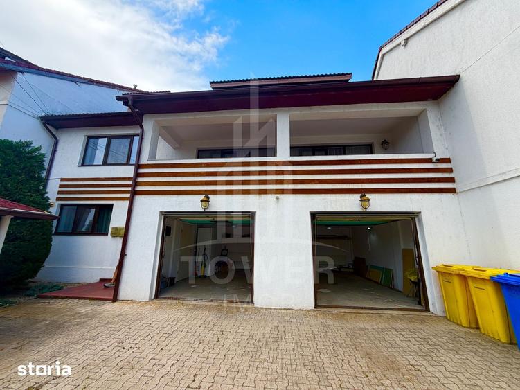 Casă cu 8 camere cu Teren 319 Mp în Ștrand