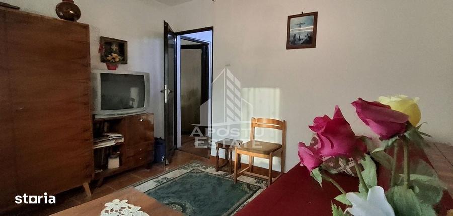 Apartament cu 2 camere semidecomandat în Micălaca