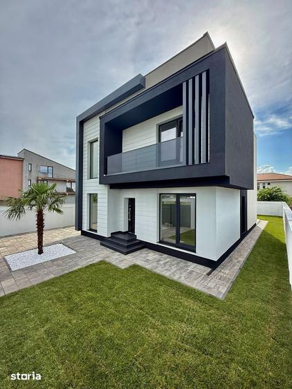 Casă cu 5 camere cu Teren 379 Mp în Central