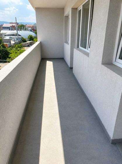 Apartament cu 2 camere decomandat în Zorilor