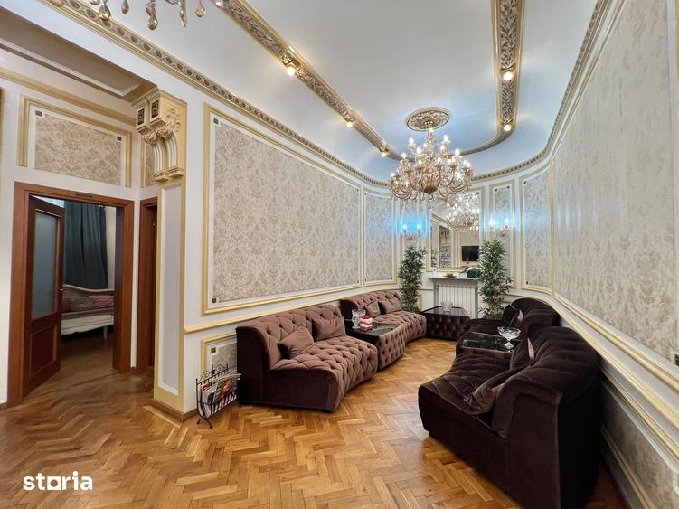 Apartament cu 5 camere în Romană