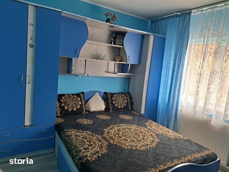 Apartament cu 2 camere decomandat în Broșteni