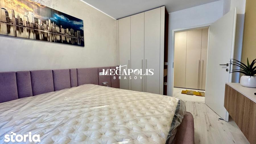Apartament cu 2 camere decomandat în Tractorul