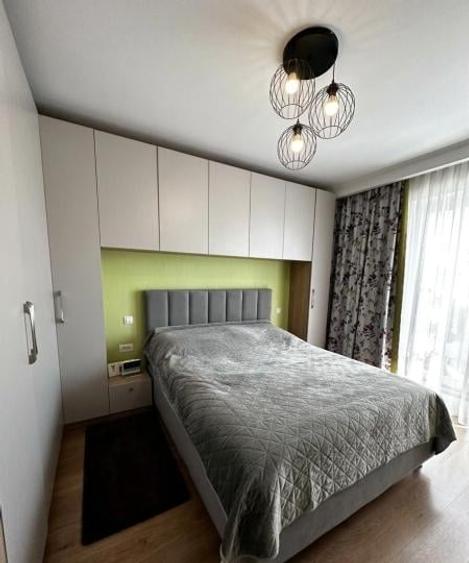 Apartament cu 3 camere semidecomandat în Virtuții