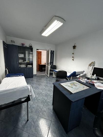 Cabinet medical/spatiu comercial de inchiriat parter Decebal - 4