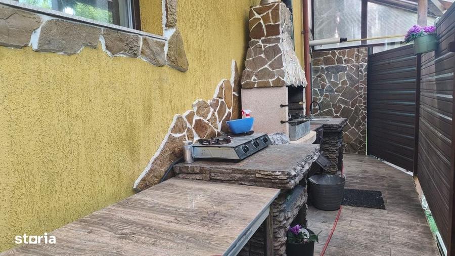 Casă cu 2 camere în Central