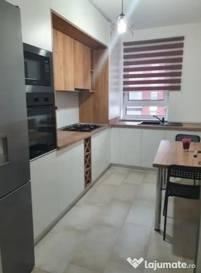 Garsonieră decomandată în Avantgarden