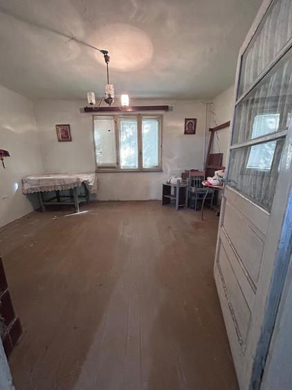 Casă individuală cu 2 camere cu Teren 1666 Mp în Ictar-Budinți
