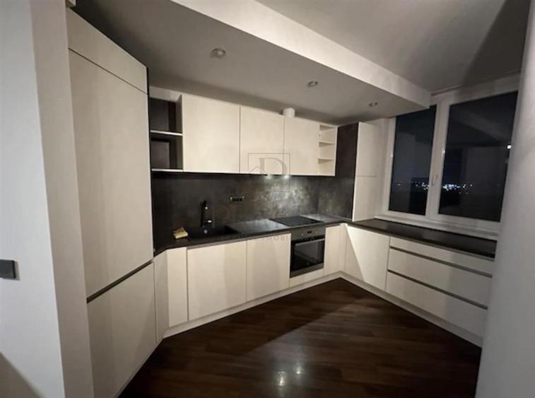 Apartament cu 2 camere decomandat, mobilat în Soarelui