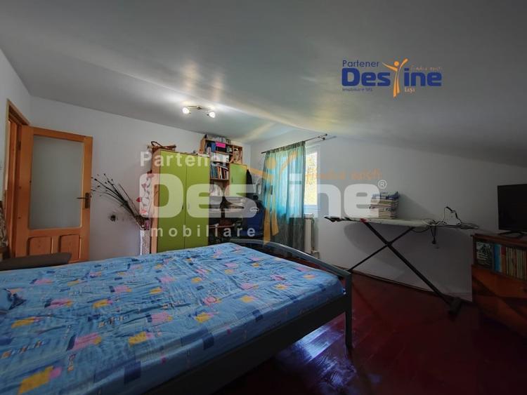 Casă individuală cu 6 camere cu Garaj în Copou