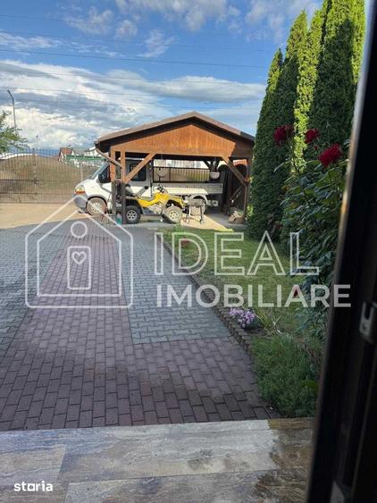 Casă cu 4 camere cu Teren 350 Mp în Central