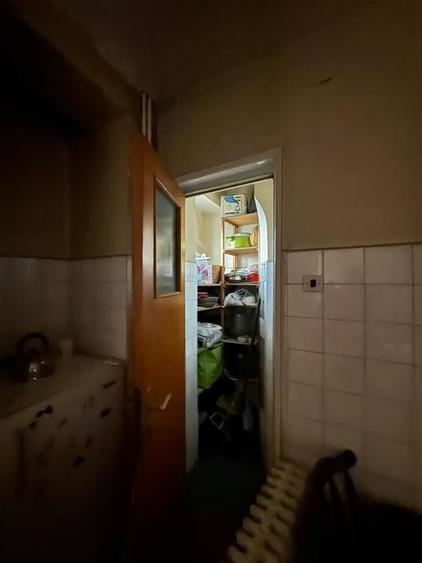 Apartament cu 4 camere decomandat în Armeneasca