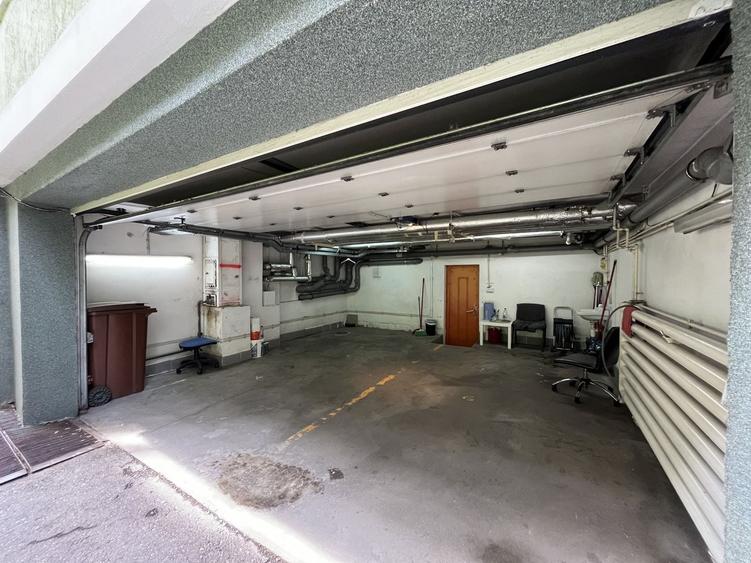 Apartament cu 3 camere decomandat, mobilat în Arcul de Triumf
