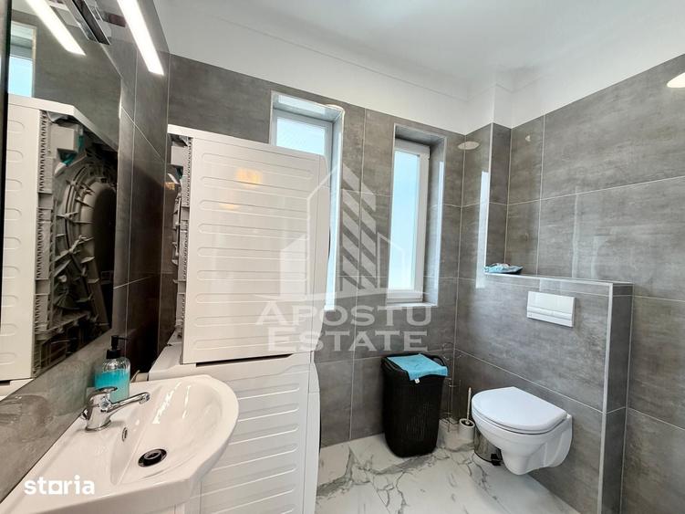Casă cu 4 camere cu Teren 300 Mp în Remetea Mare