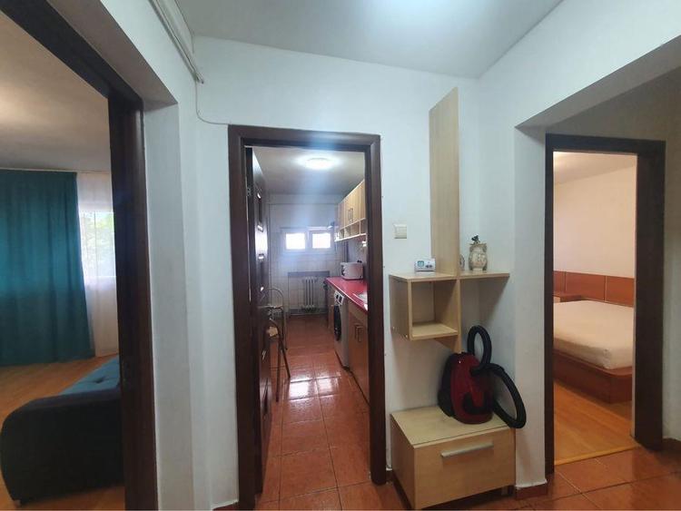 Apartament cu 2 camere decomandat în Independenței