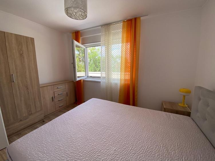 Apartament cu 2 camere decomandat în Giroc