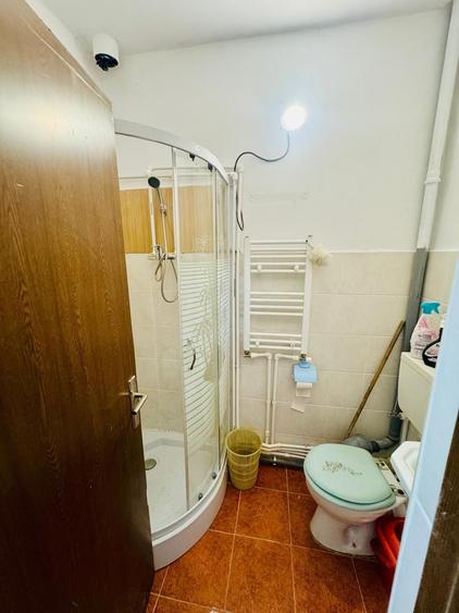 Apartament cu 2 camere semidecomandat în Vișan