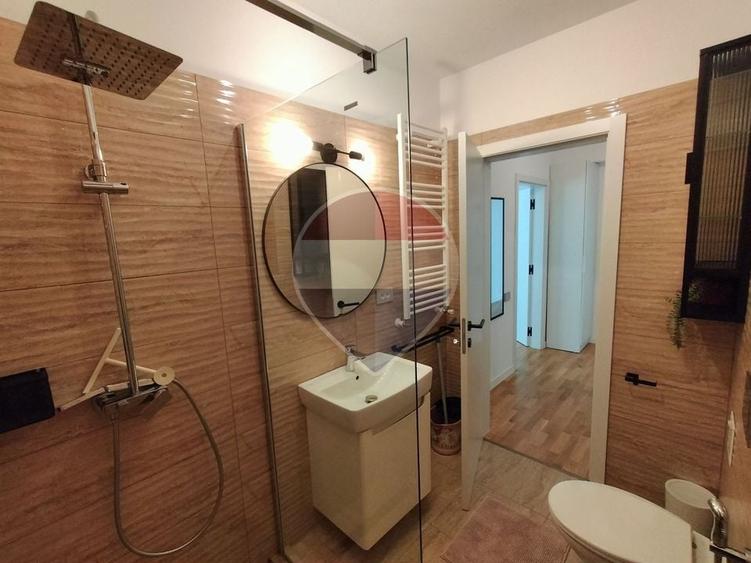 Apartament cu 2 camere decomandat, mobilat în Dacia
