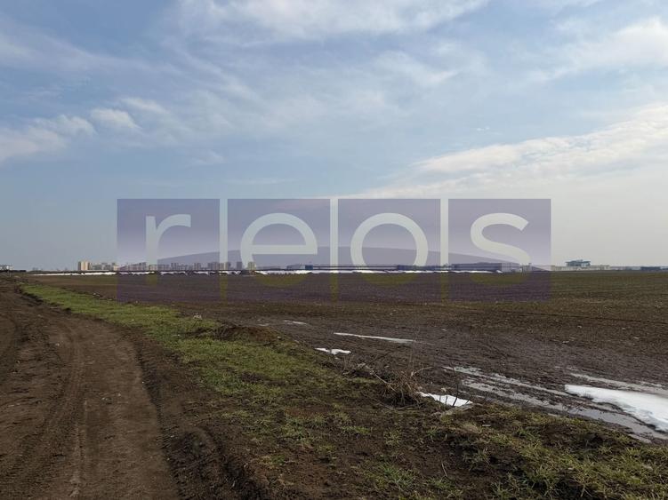 Teren Construcții intravilan de 13300 mp, în Tunari