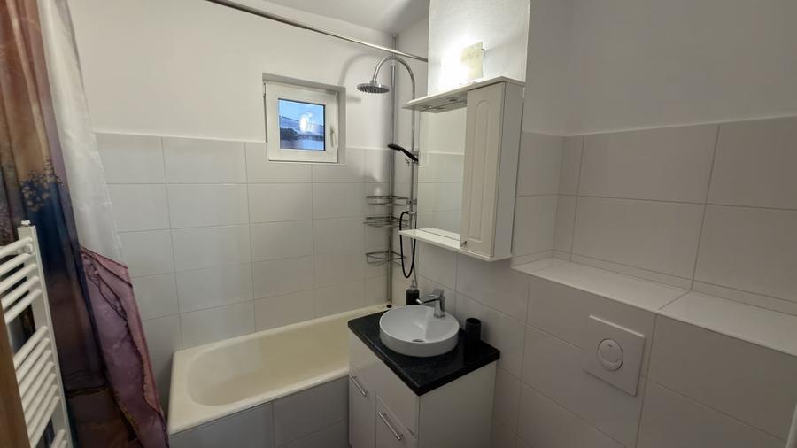 Apartament decomandat 3 camere/2 bai/ 63 mp/ zona Mercur Cetate - 6