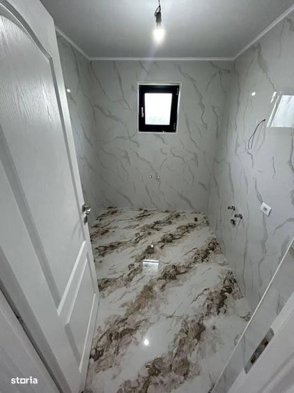 Casă cu 4 camere cu Teren 700 Mp în Central