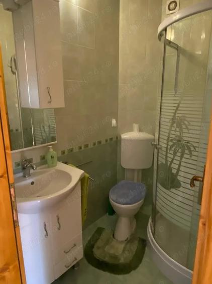 Casă cu 5 camere cu Teren 11378 Mp în Mihai Viteazu