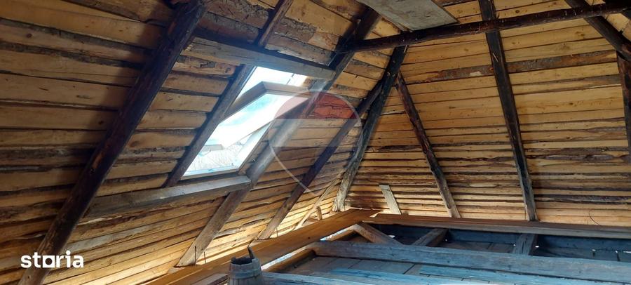 Teren de 429 mp, în Poieni-Solca