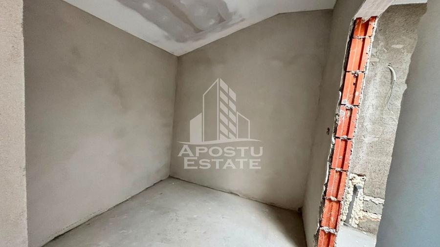 Duplex cu 4 camere cu Canalizare în Urseni