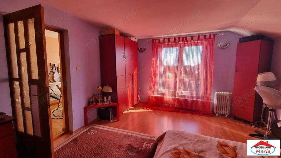 Casă cu 4 camere cu Teren 131 Mp în Păulești