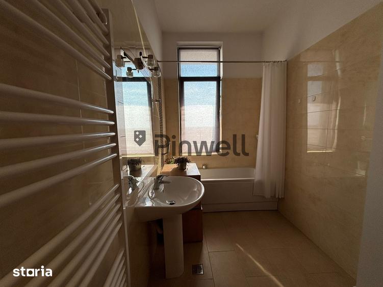 Apartament cu 4 camere în Băneasa
