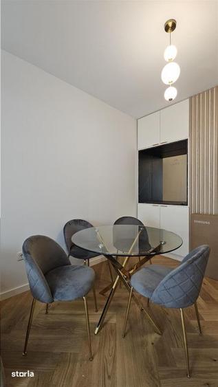 Apartament cu 3 camere semidecomandat, mobilat în Plopilor