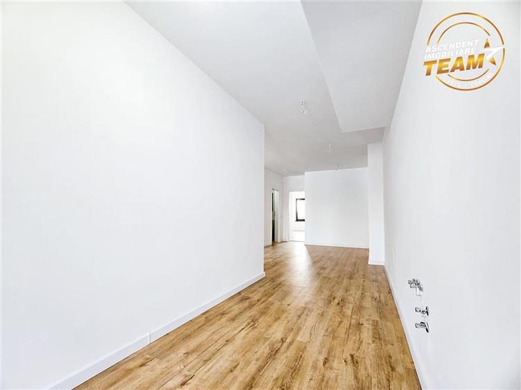 Apartament cu 3 camere decomandat în Lenin