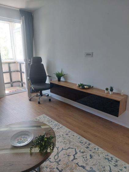 Apartament cu 2 camere decomandat în Giurgiului