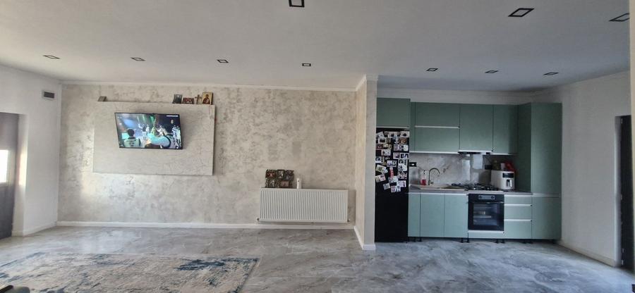 Casă cu 2 camere cu Teren 144 Mp în Central