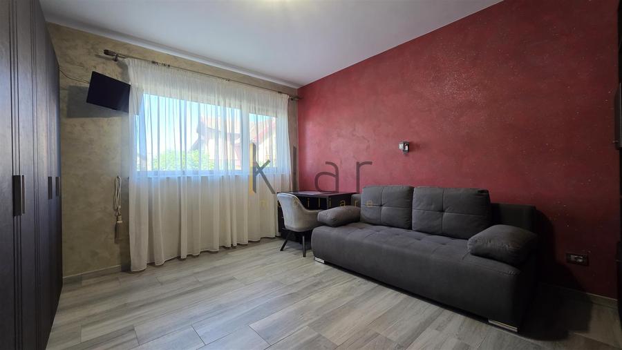 Casă individuală cu 6 camere cu Garaj în Someșeni