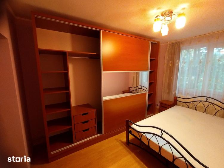 Apartament cu 2 camere în Micro 17