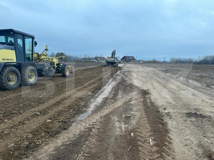 Teren Construcții intravilan de 800 mp, în Marginea
