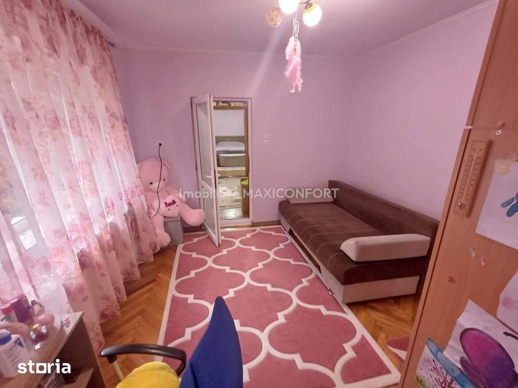 Casă cu 5 camere cu Teren 285 Mp în Apollo
