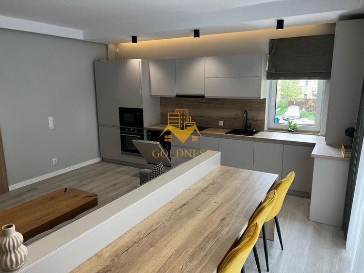 Apartament cu 2 camere semidecomandat, mobilat în Bună Ziua